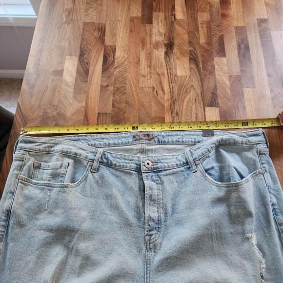 Torrid Feel The Fit Stovepipe Classic Denim Straight Leg Jeans Size 28 PLUS NWT - Picture 7 of 11